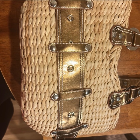 NWT Straw Bag with Belt - Picture 4 of 6